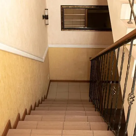 Atrium Hotel *