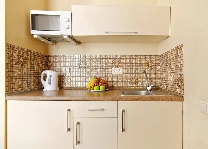 атриум Отель *