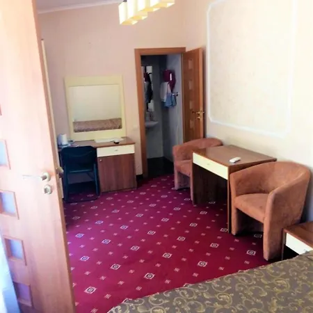 Hotel Atrium *